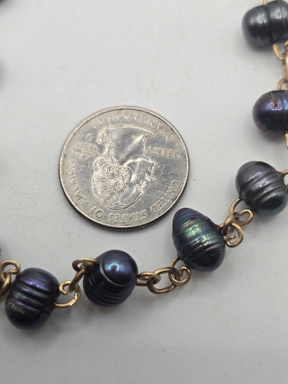 14k Gold Iridescent Black Pearl Necklace with 14k Gold Chain Links - Picture 4 of 4